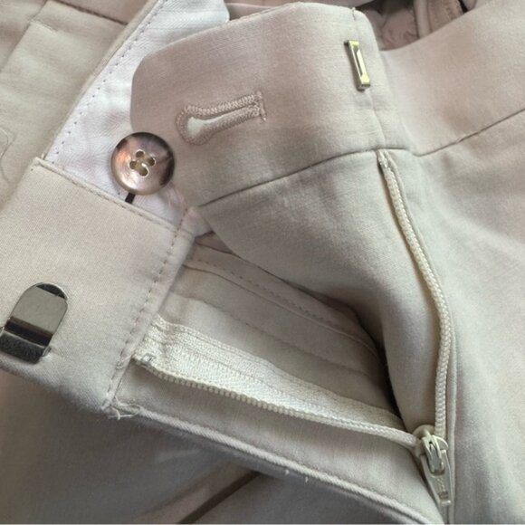 Ann Taylor Mid Rise Cream Cropped Pants. Women’s 6 PETITE - Picture 3 of 9